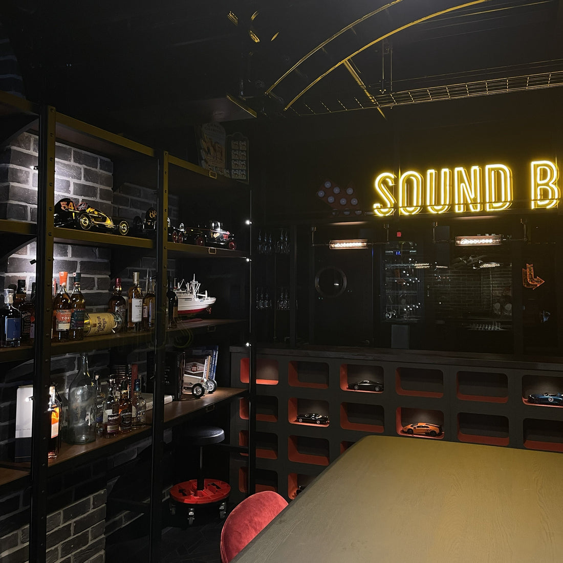 Seven Garage