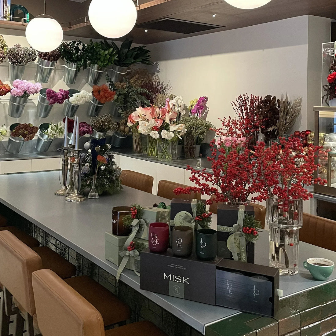 Misk Floral Kitchen