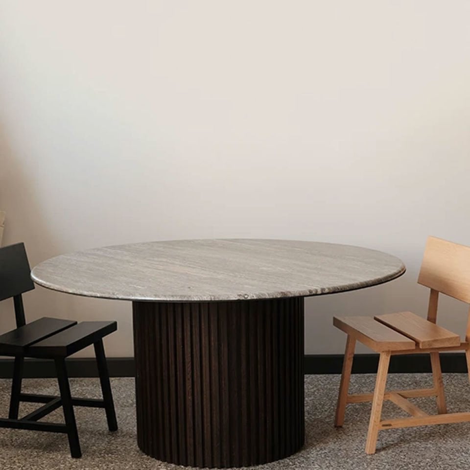 Travertine Round Table – DOCIA Series Dark