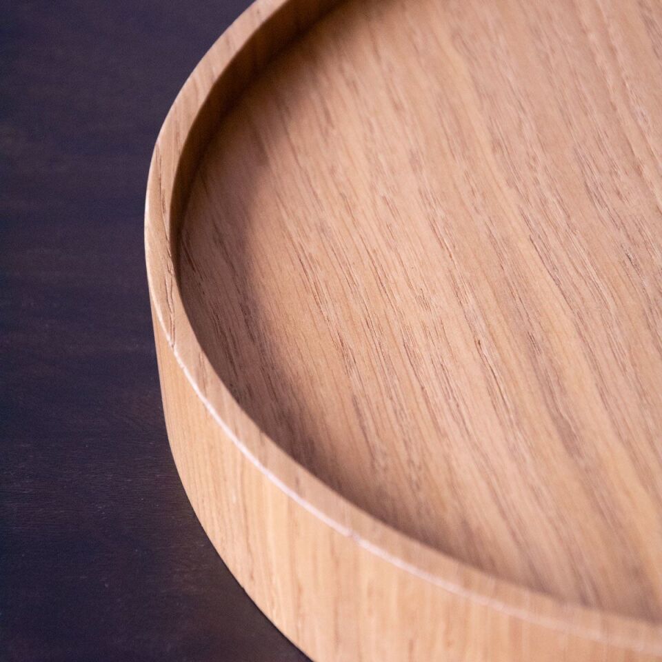 Masif Meşe Yuvarlak Sunum Tepsisi – EDGE Serisi Raw