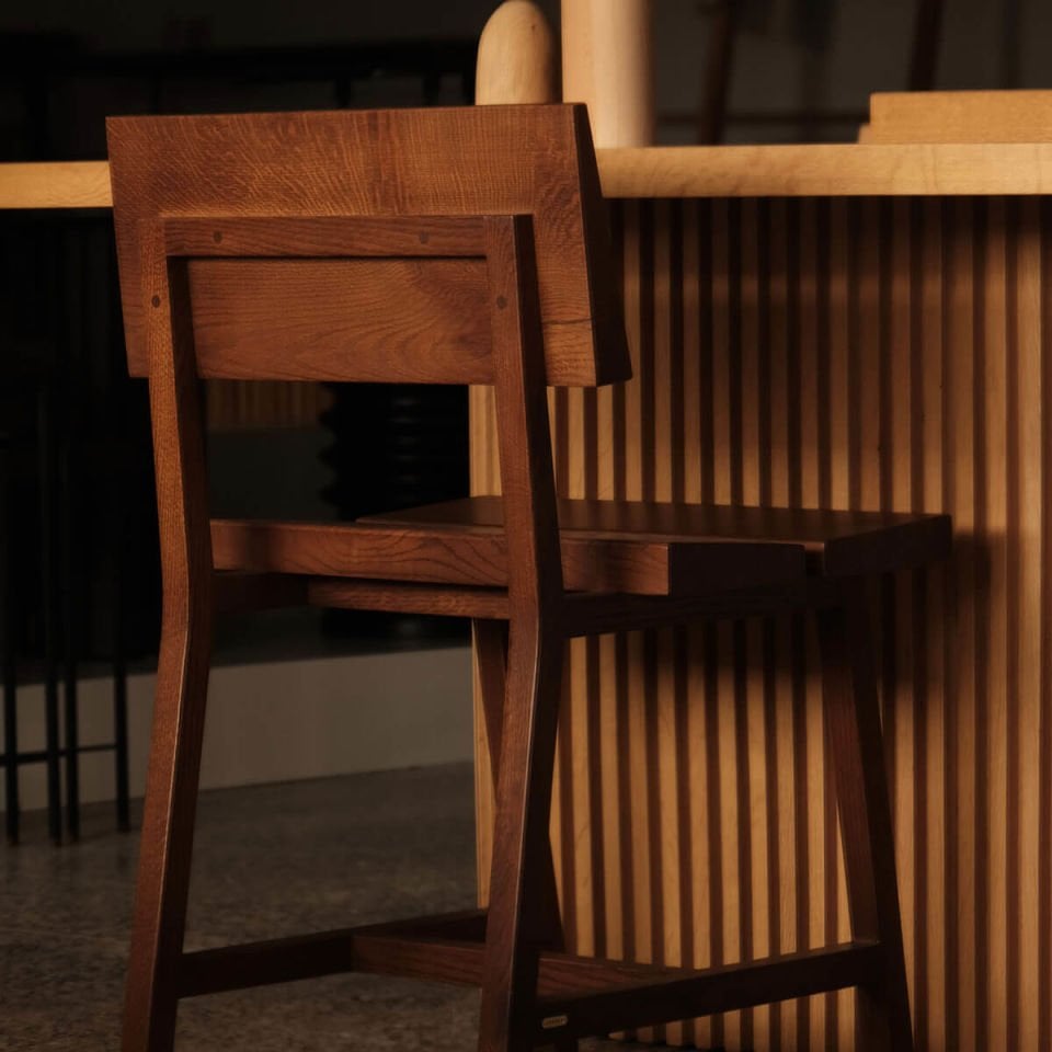 Solid Oak Chair with Backrest – PI Series