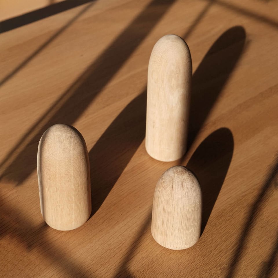 Masif Ahşap Kağıt Ağırlığı / Dekoratif Obje Seti - BULLET Serisi, Sedir Raw