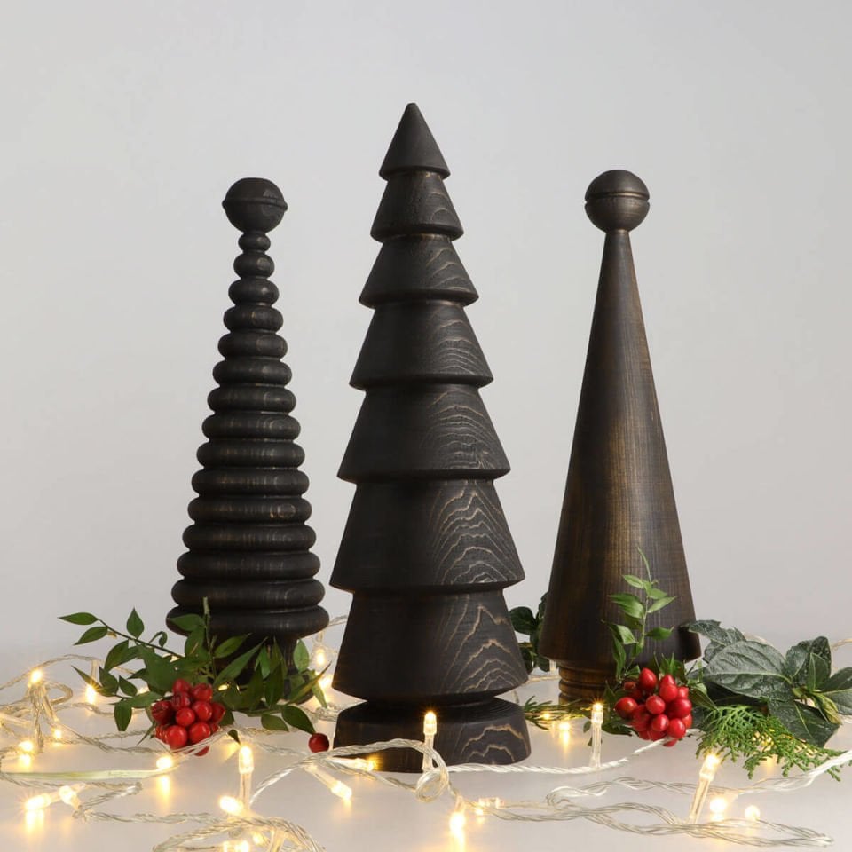 Wooden Christmas Tree Set – Cedar, Large Dark