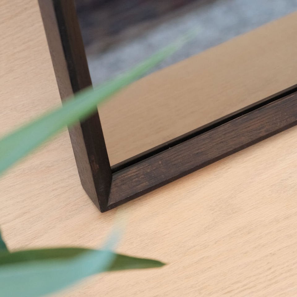 Ahşap Çerçeveli Ayna, Orta Boy – REGULAR Serisi Dark