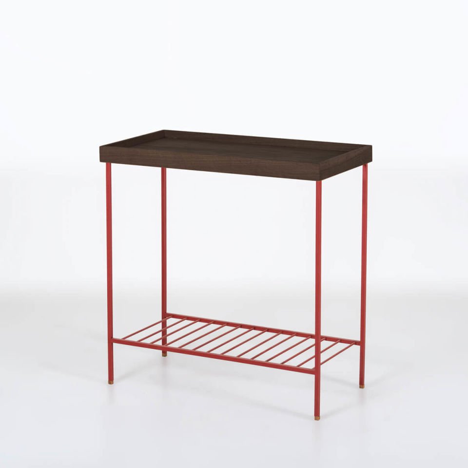 Masif Ahşap Geniş Yan Sehpa / Saksılık – EDGE Serisi, Renkli Metal Ayaklı KIRMIZI - Dark