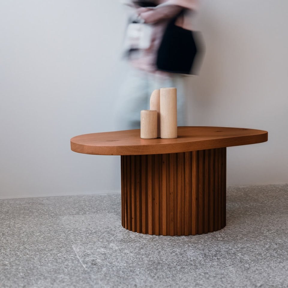 Solid Wood Oval Coffee Table – DOCIA Series Forest
