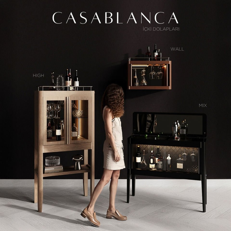 Solid Wood Horizontal Drink / Cocktail Cabinet with Mirrored Doors - Casablanca Showcase Series