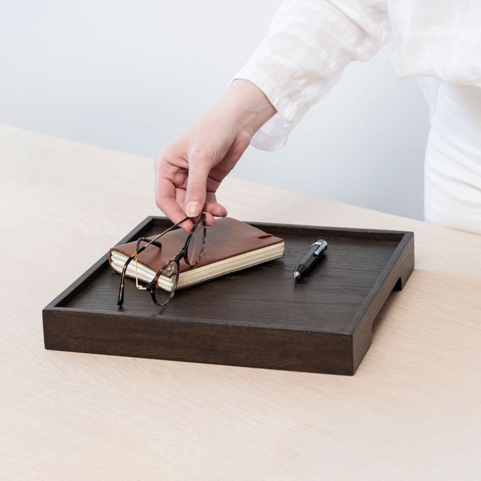 Solid Oak Serving Tray – EDGE Series, Square Dark