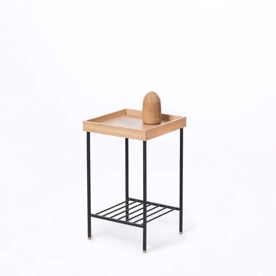 Masif Meşe Orta Boy Yan Sehpa / Saksılık – EDGE Serisi, Metal Ayaklı Raw - SİYAH