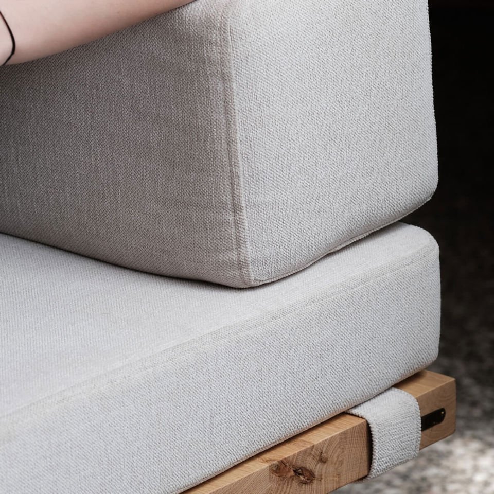 Ahşap Berjer – KAMA Serisi Raw